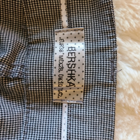 NWOT Bershka Double Button Pants - Picture 4 of 4